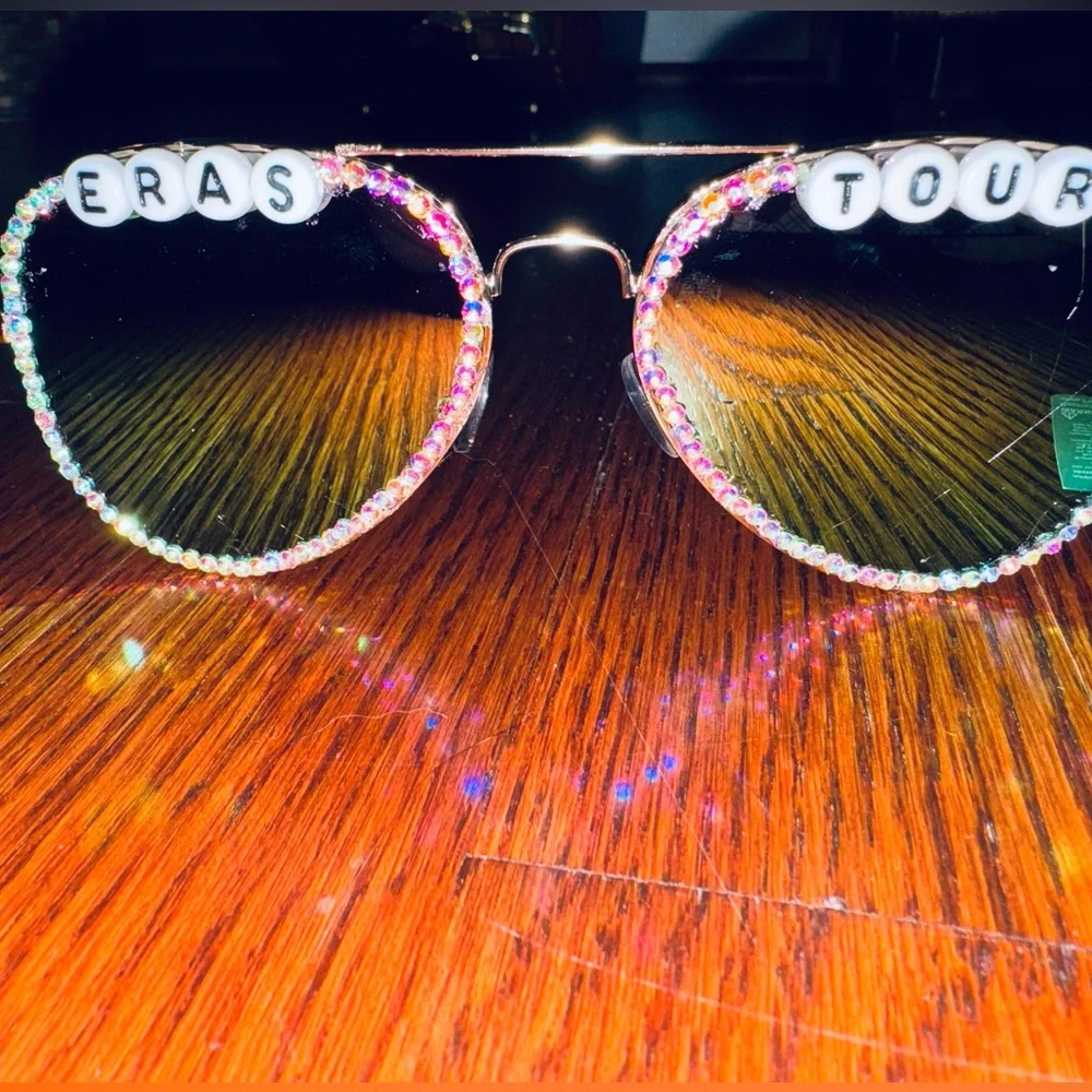 Taylor Swift Eras Tour Aviator Sunglasses - Picture 7 of 7